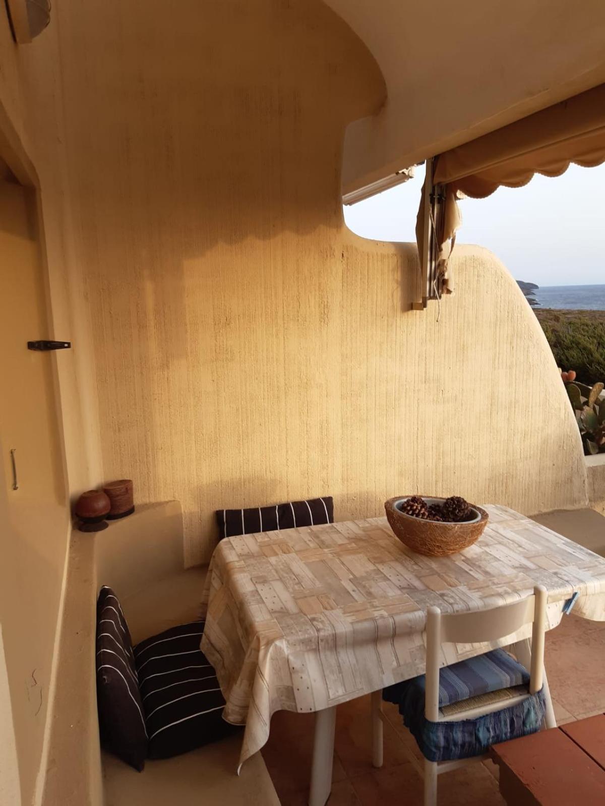 Hotel Villino “I Ciclopi” Cala Sapone Esterno foto